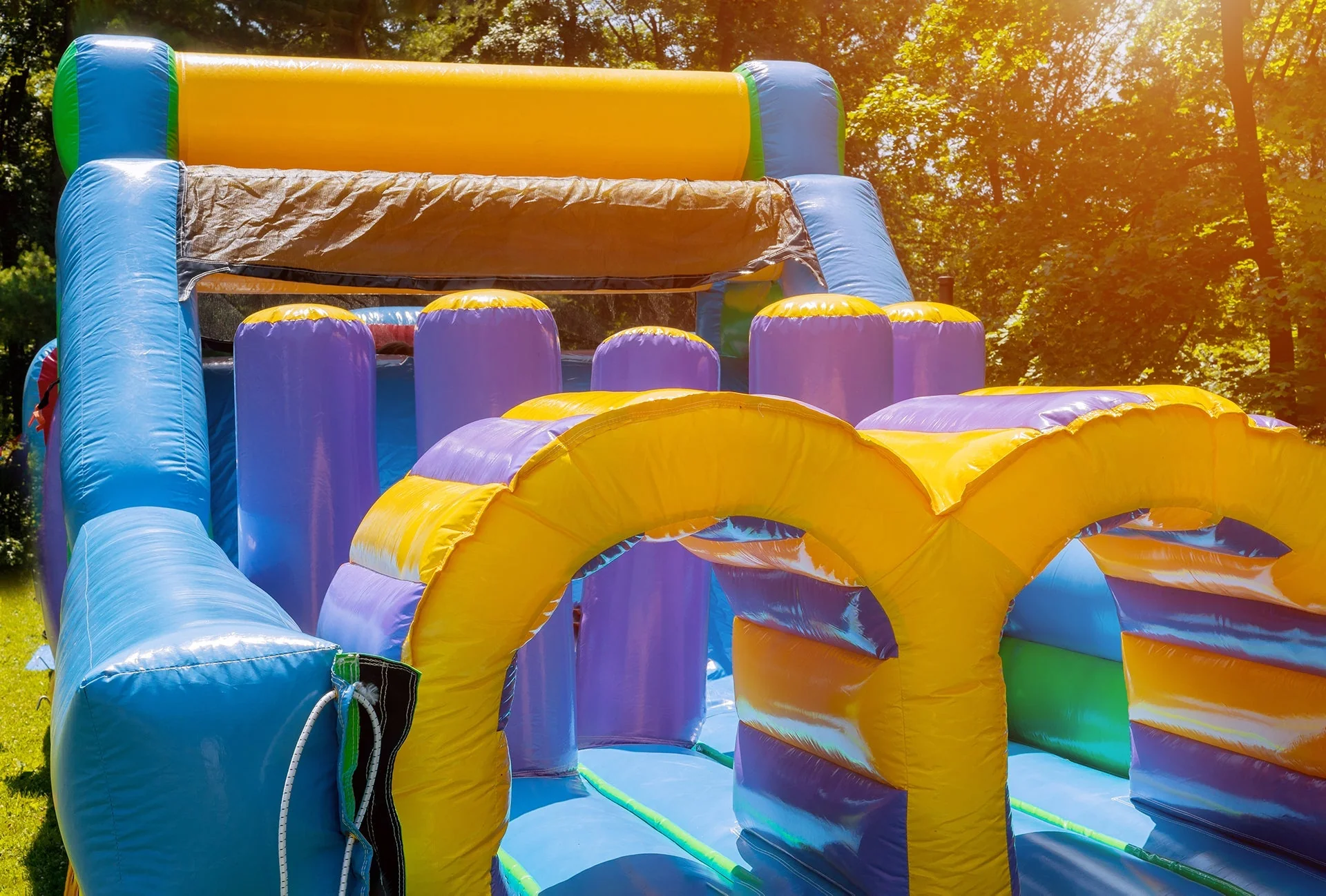 How To Rent Bounce Houses: A Step-By-Step Guide